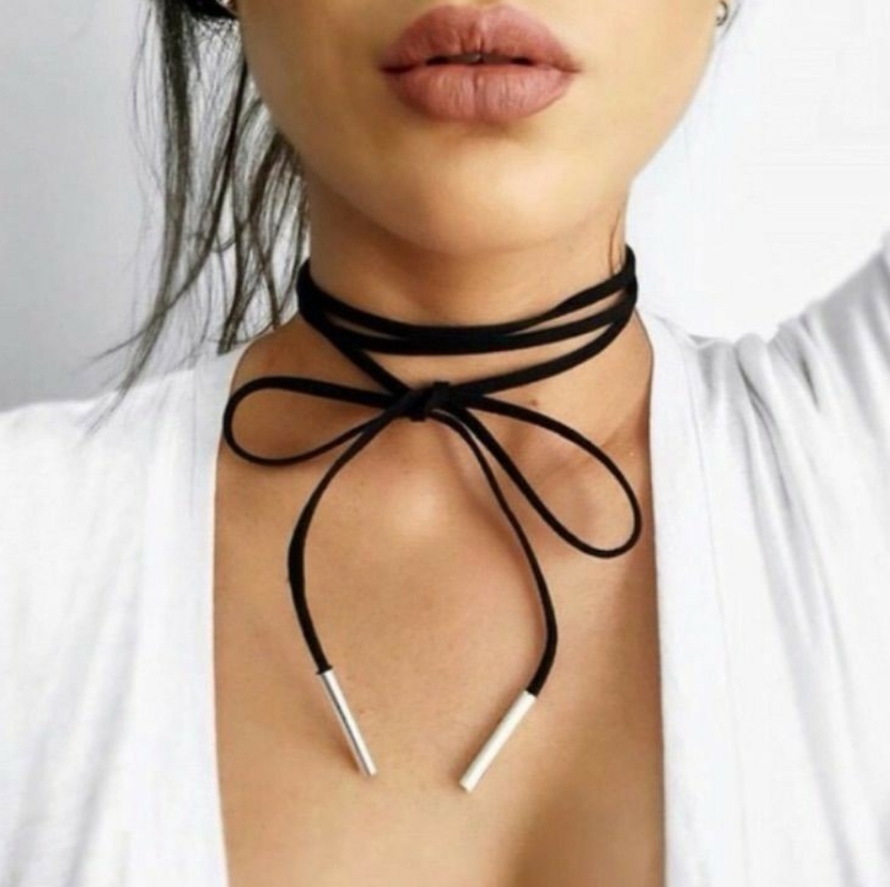 Set of 3 "Shoelace" Chokers